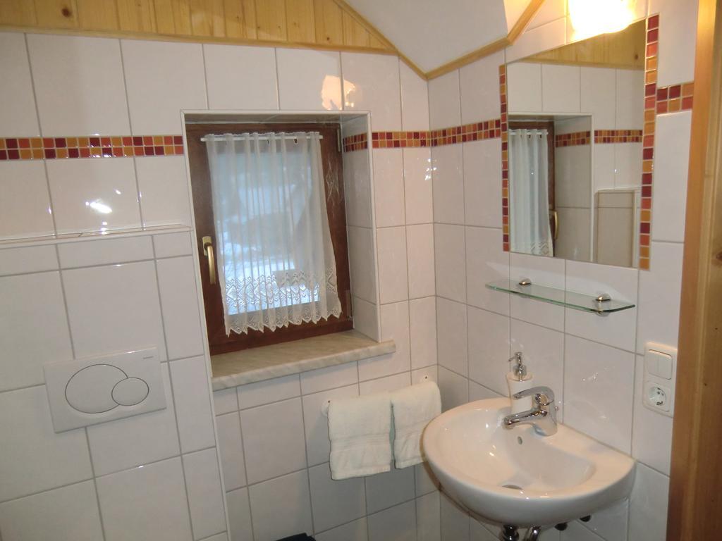 Haus Rye B&B Obertraun Habitación foto